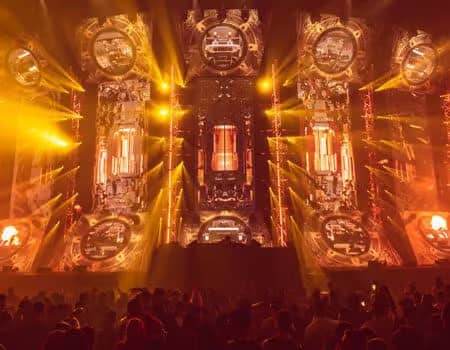 Show visuals and direction for Transmission Festival by Vision Impossible